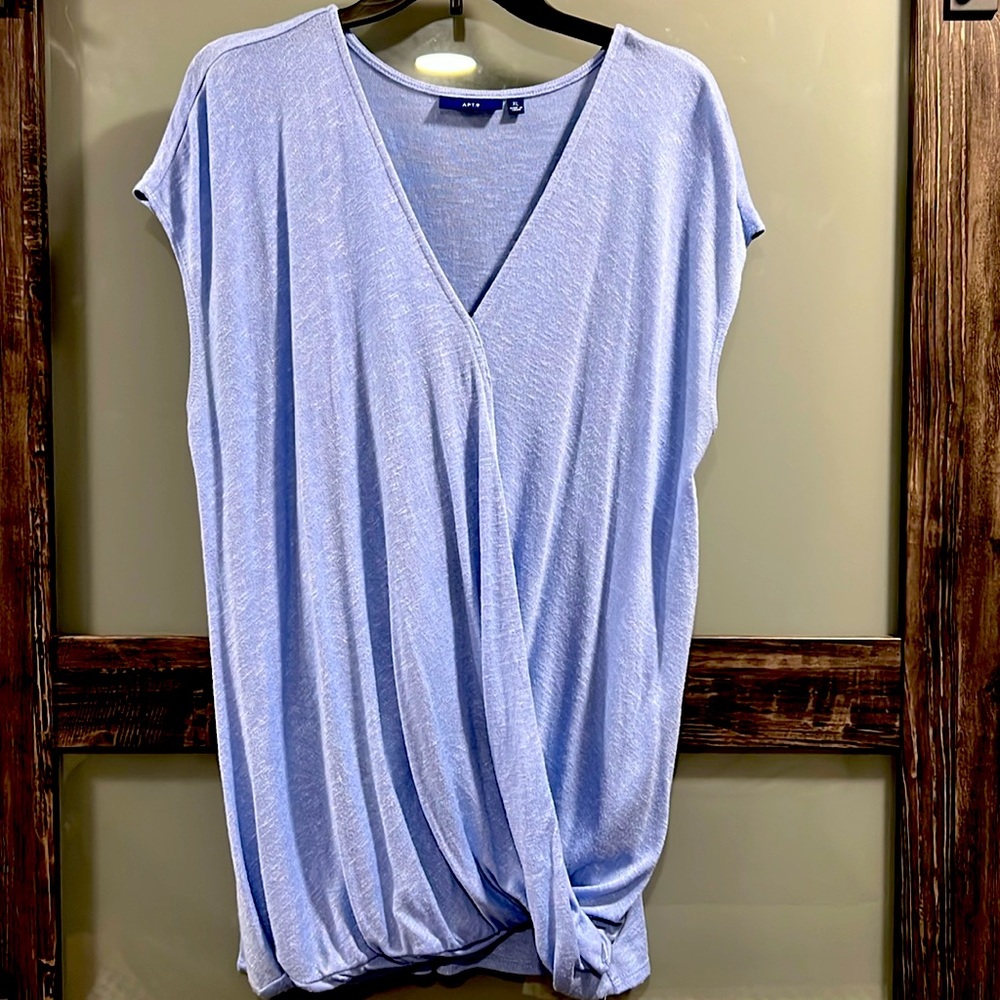 Apt 9 sleeveless light sweater, size XL, color light sky blue